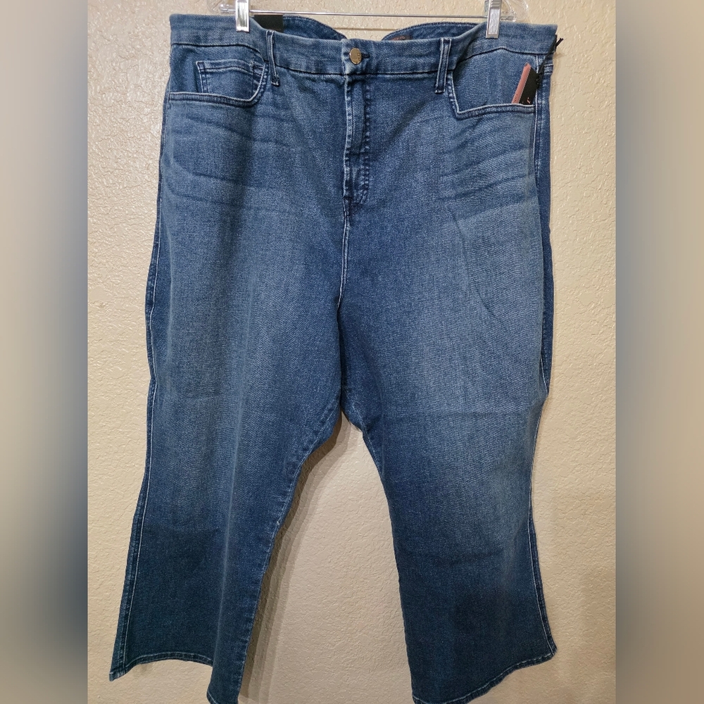 7 For All Mankind Dark Blue Cropped Jeans